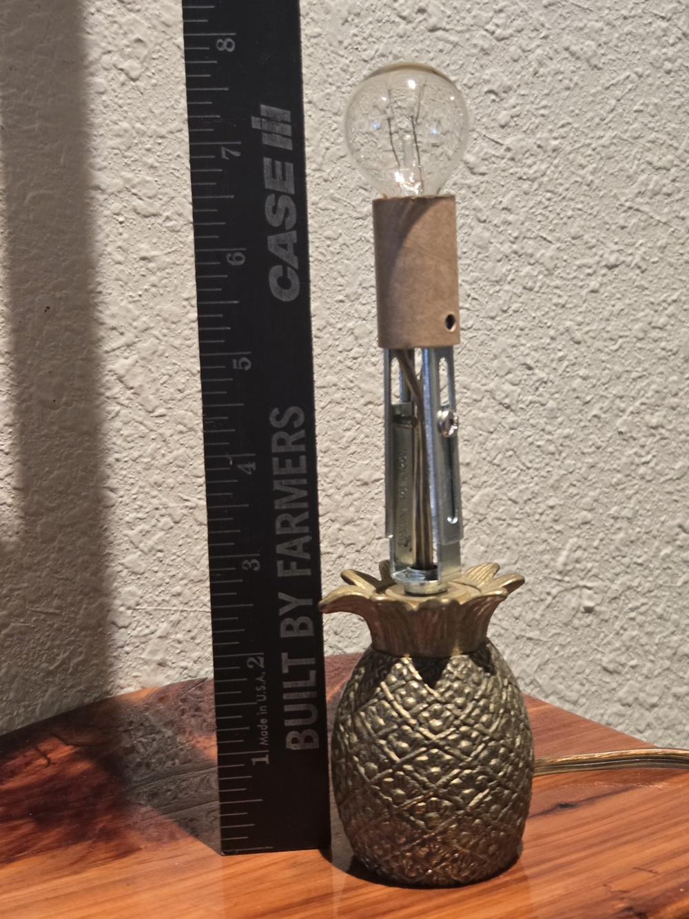 Vintage Brass Pineapple Lamp 7”x2”